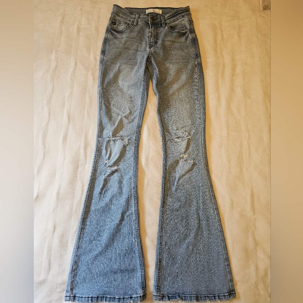 KanCan 5/26 Stretch Distressed Flares 33" Inseam Med Wash